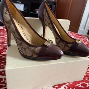 Coach Brand women’s size 8 shoe